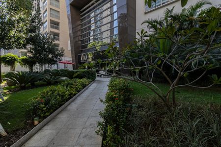 Apartamento à venda com 63m², 1 quarto e 1 vaga Apartamento à venda com 63m², 1 quarto e 1 vagaFachada