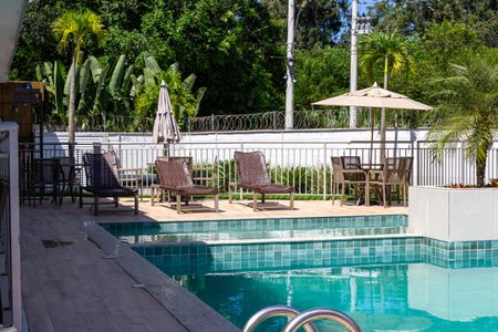 Apartamento para alugar com 45m², 2 quartos e 1 vaga Apartamento para alugar com 45m², 2 quartos e 1 vagaÁrea comum - Piscina