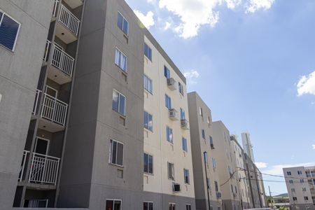 Apartamento para alugar com 45m², 2 quartos e 1 vaga Apartamento para alugar com 45m², 2 quartos e 1 vagaFachada