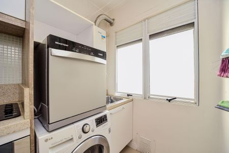 Apartamento à venda com 58m², 2 quartos e 1 vagaCozinha e Área de Serviço