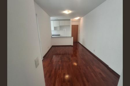 Apartamento à venda com 56m², 2 quartos e 2 vagasFoto 02