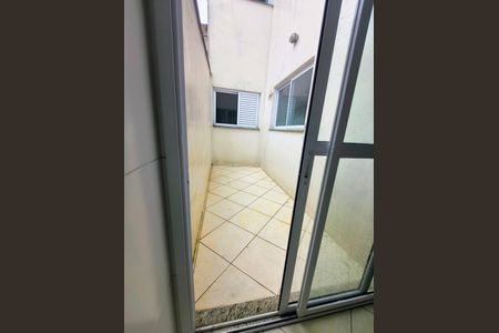 Cozinha de apartamento à venda com 2 quartos, 56m² em Vila Amabile Pezzolo, Santo André