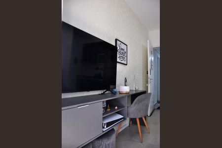 Detalhe - Sala de apartamento para alugar com 1 quarto, 26m² em Vila Mangalot, São Paulo