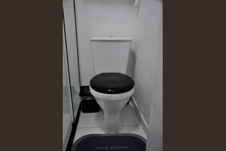 Apartamento para alugar com 26m², 1 quarto e sem vaga Apartamento para alugar com 26m², 1 quarto e sem vagaDetalhe - Banheiro Social