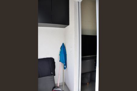 Apartamento para alugar com 26m², 1 quarto e sem vaga Apartamento para alugar com 26m², 1 quarto e sem vagaDetalhe - Varanda da Sala