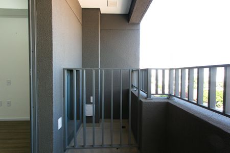 Varanda de kitnet/studio para alugar com 1 quarto, 36m² em Chácara Seis de Outubro, São Paulo