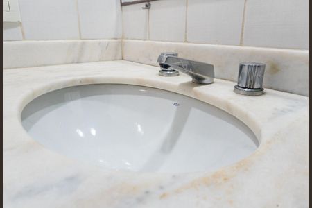 Apartamento para alugar com 65m², 2 quartos e 2 vagas Apartamento para alugar com 65m², 2 quartos e 2 vagasBanheiro Social