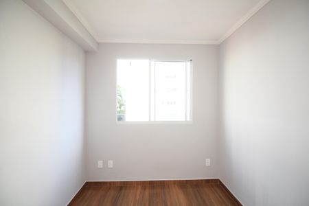 Quarto 2 de apartamento para alugar com 2 quartos, 33m² em Vila Suzana, São Paulo