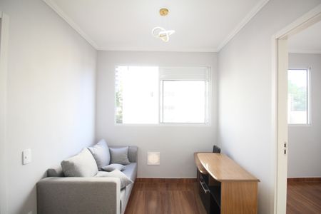 Sala de apartamento para alugar com 2 quartos, 33m² em Vila Suzana, São Paulo