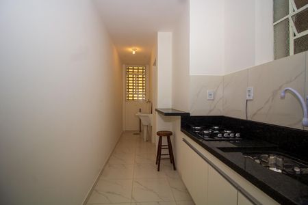 Cozinha de apartamento para alugar com 2 quartos, 70m² em Auxiliadora, Porto Alegre