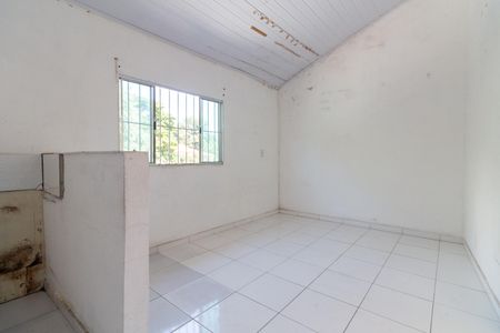 Kitnet de casa para alugar com 1 quarto, 25m² em Jardim Esmeralda, São Paulo