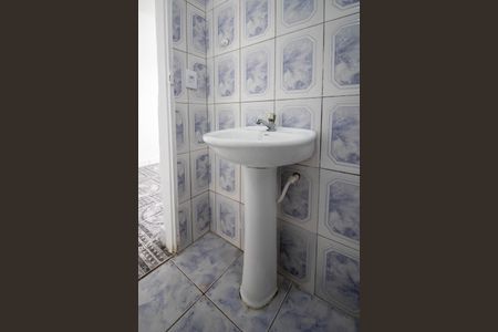 Banheiro de casa para alugar com 1 quarto, 45m² em Parque Maraba, Taboão da Serra