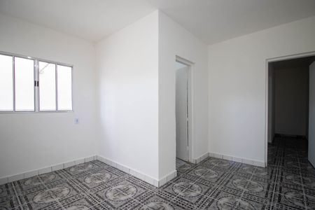 Sala de casa para alugar com 1 quarto, 45m² em Parque Maraba, Taboão da Serra