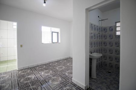 Sala de casa para alugar com 1 quarto, 45m² em Parque Maraba, Taboão da Serra