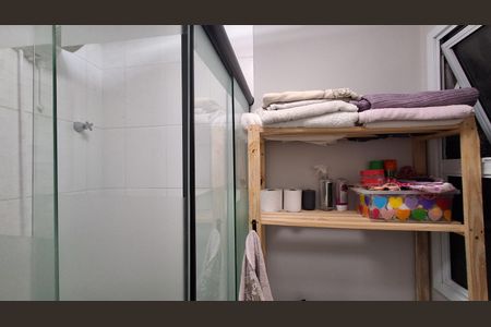 Apartamento à venda com 57m², 2 quartos e 1 vagaBanheiro Social 