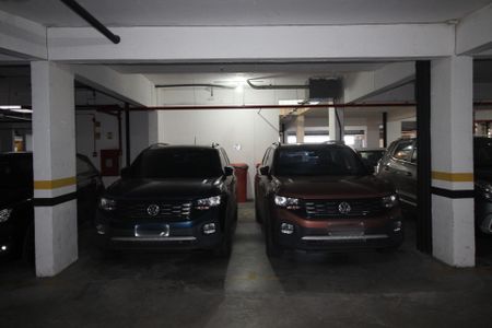 Apartamento à venda com 123m², 4 quartos e 2 vagas Apartamento à venda com 123m², 4 quartos e 2 vagasGaragem