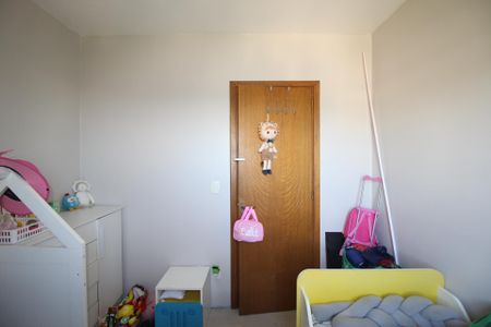 Apartamento à venda com 123m², 4 quartos e 2 vagasQuarto 2