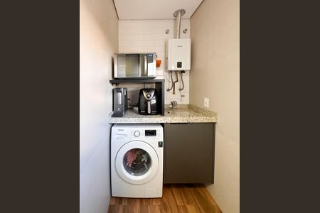 Apartamento à venda com 68m², 2 quartos e 2 vagas Apartamento à venda com 68m², 2 quartos e 2 vagasÁrea de Serviço