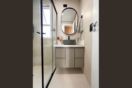 Apartamento à venda com 68m², 2 quartos e 2 vagas Apartamento à venda com 68m², 2 quartos e 2 vagasBanheiro Social