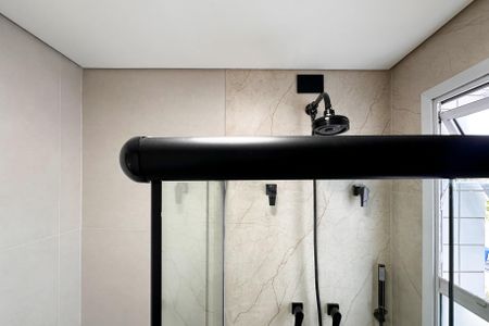 Apartamento à venda com 68m², 2 quartos e 2 vagas Apartamento à venda com 68m², 2 quartos e 2 vagasBanheiro Social