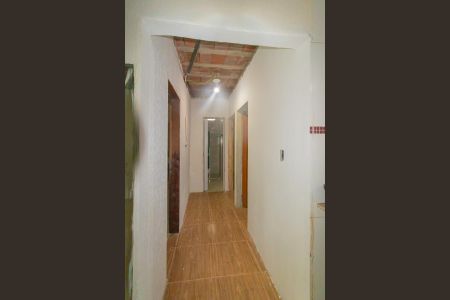 Casa para alugar com 200m², 3 quartos e 2 vagas Casa para alugar com 200m², 3 quartos e 2 vagasCorredor