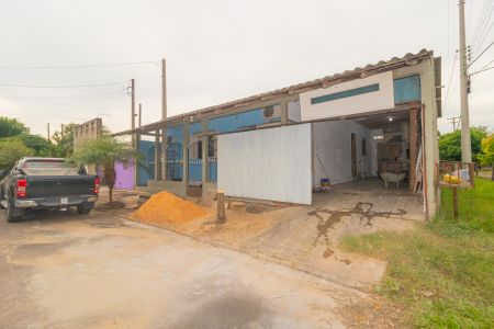 Casa para alugar com 200m², 3 quartos e 2 vagas Casa para alugar com 200m², 3 quartos e 2 vagasFachada