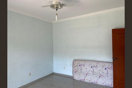 Casa para alugar com 200m², 5 quartos e 3 vagas Casa para alugar com 200m², 5 quartos e 3 vagasQuarto