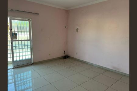 Casa para alugar com 200m², 5 quartos e 3 vagas Casa para alugar com 200m², 5 quartos e 3 vagasQuarto