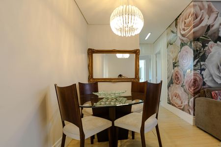 Apartamento para alugar com 67m², 2 quartos e 1 vagaSala