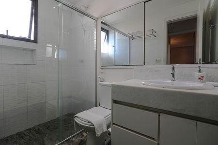 Apartamento para alugar com 67m², 2 quartos e 1 vagaBanheiro - Quarto 2 - Suíte