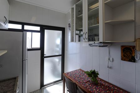 Apartamento para alugar com 67m², 2 quartos e 1 vagaCozinha