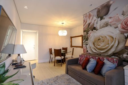 Apartamento para alugar com 67m², 2 quartos e 1 vagaSala