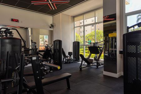 Apartamento à venda com 133m², 3 quartos e 2 vagas Apartamento à venda com 133m², 3 quartos e 2 vagasÁrea comum - Academia