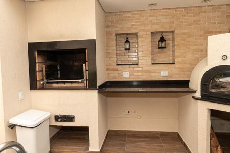 Apartamento à venda com 133m², 3 quartos e 2 vagas Apartamento à venda com 133m², 3 quartos e 2 vagasÁrea comum - Churrasqueira