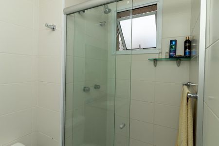 Apartamento à venda com 133m², 3 quartos e 2 vagas Apartamento à venda com 133m², 3 quartos e 2 vagasBanheiro da Suíte 2