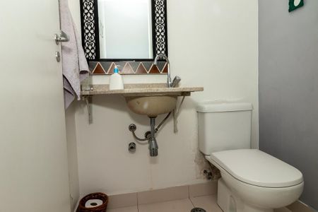 Apartamento à venda com 133m², 3 quartos e 2 vagas Apartamento à venda com 133m², 3 quartos e 2 vagasLavabo