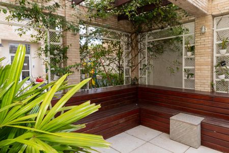 Apartamento à venda com 133m², 3 quartos e 2 vagas Apartamento à venda com 133m², 3 quartos e 2 vagasÁrea comum - Orquidário