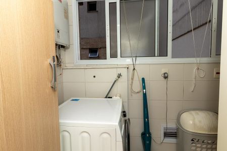 Apartamento à venda com 133m², 3 quartos e 2 vagas Apartamento à venda com 133m², 3 quartos e 2 vagasÁrea de Serviço