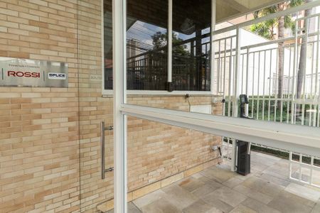 Apartamento à venda com 133m², 3 quartos e 2 vagas Apartamento à venda com 133m², 3 quartos e 2 vagasPortaria