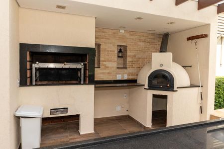 Apartamento à venda com 133m², 3 quartos e 2 vagas Apartamento à venda com 133m², 3 quartos e 2 vagasÁrea comum - Churrasqueira