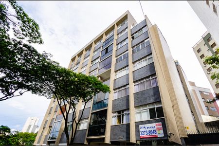 Apartamento para alugar com 122m², 3 quartos e 1 vaga Apartamento para alugar com 122m², 3 quartos e 1 vagaFachada