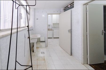 Apartamento para alugar com 122m², 3 quartos e 1 vaga Apartamento para alugar com 122m², 3 quartos e 1 vagaÁrea de serviço