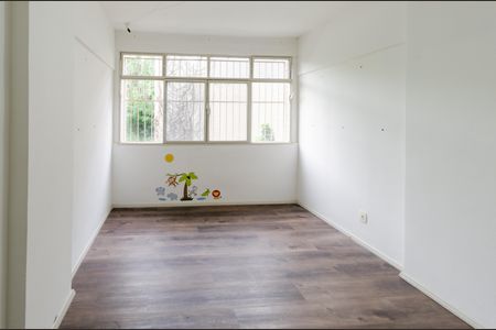 Apartamento para alugar com 122m², 3 quartos e 1 vaga Apartamento para alugar com 122m², 3 quartos e 1 vagaQuarto 1
