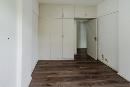 Apartamento para alugar com 122m², 3 quartos e 1 vaga Apartamento para alugar com 122m², 3 quartos e 1 vagaQuarto 1