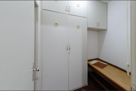 Apartamento para alugar com 122m², 3 quartos e 1 vaga Apartamento para alugar com 122m², 3 quartos e 1 vagaQuarto de serviço
