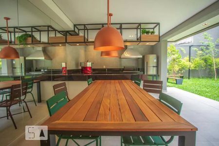 Apartamento à venda com 71m², 2 quartos e 1 vagaÁrea comum