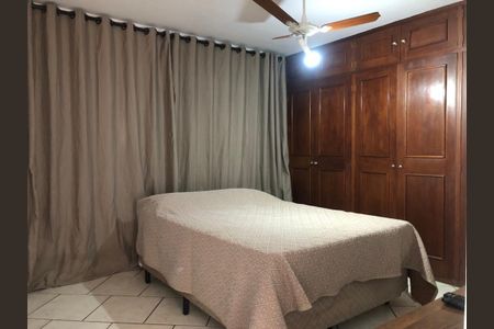 Apartamento à venda com 230m², 4 quartos e 2 vagas