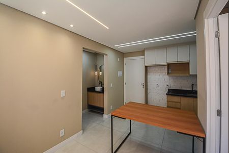 Sala de apartamento para alugar com 2 quartos, 34m² em Parque Bristol, São Bernardo do Campo