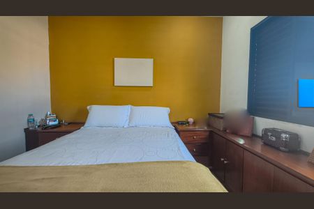 Casa à venda com 260m², 3 quartos e 2 vagasSuíte 1