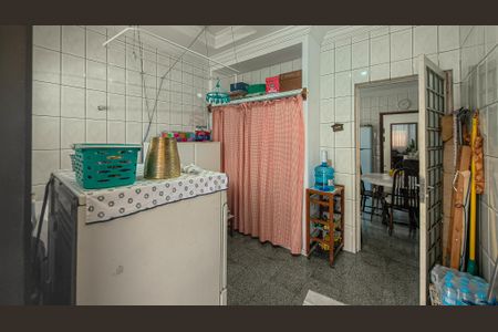 Casa à venda com 260m², 3 quartos e 2 vagasÁrea de Serviço